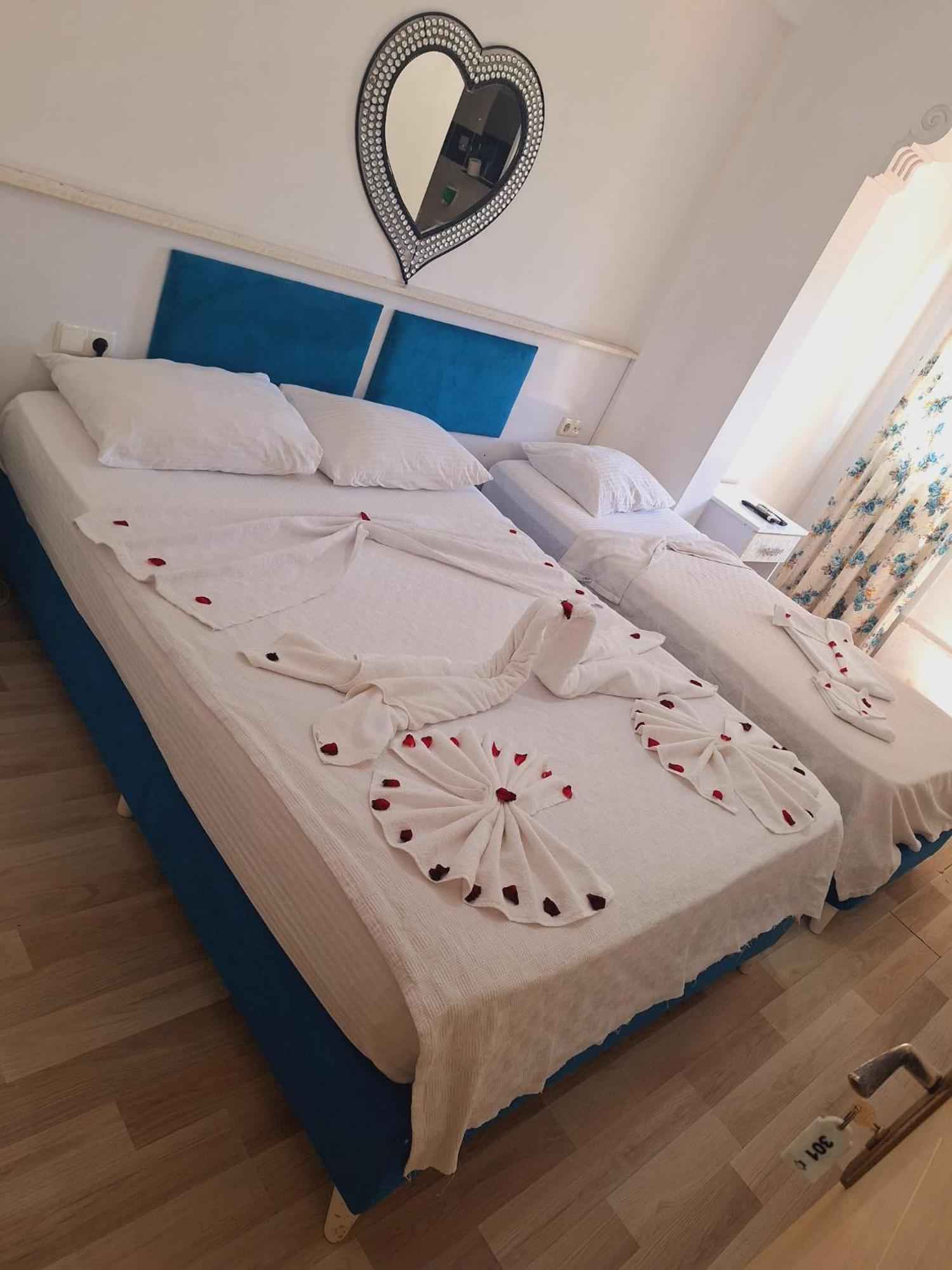 garden alis hotel Fethiye Buitenkant foto